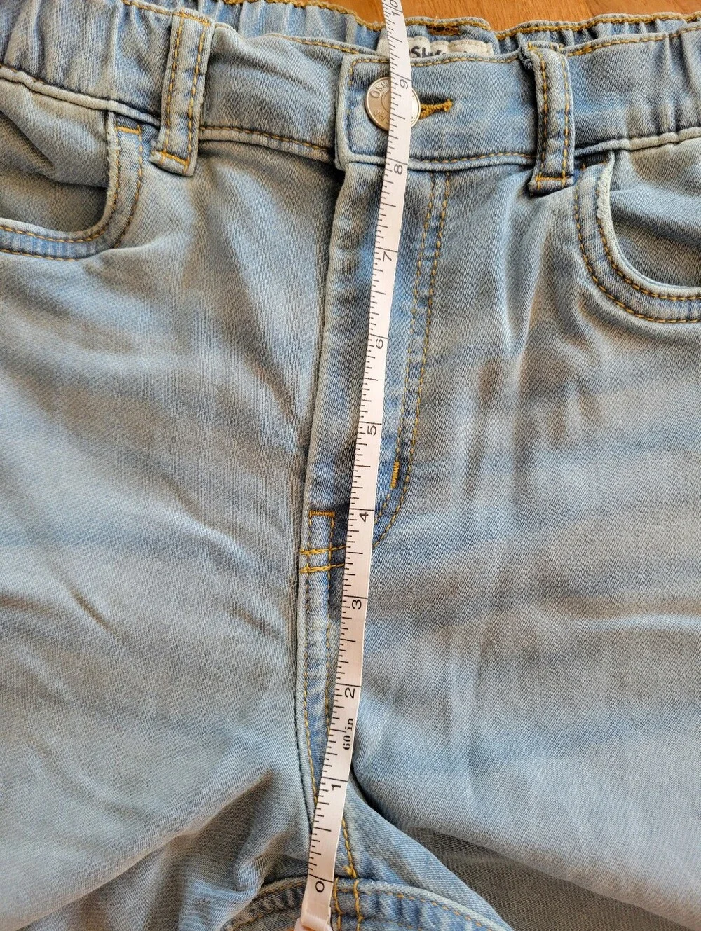 Nwt Girls size 10 jeans - Girls Light Wash Denim Barrel Jeans size 10